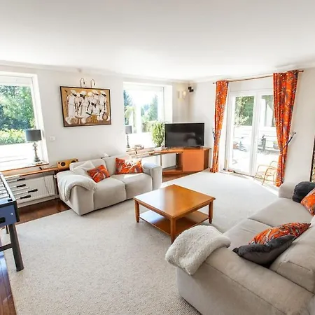 L'odyssee Familiale - 280m2 Holiday home Le Chambon-sur-Lignon